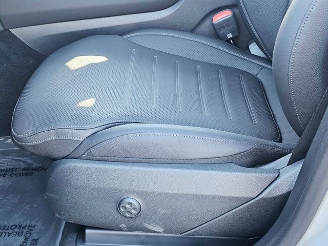 2026 Mercedes-Benz GLC AMG 43 Image 28 of 35