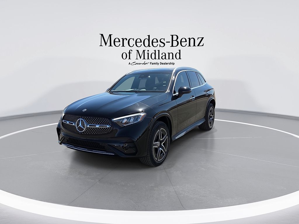 2026 Mercedes-Benz GLC 300 Image 1 of 22