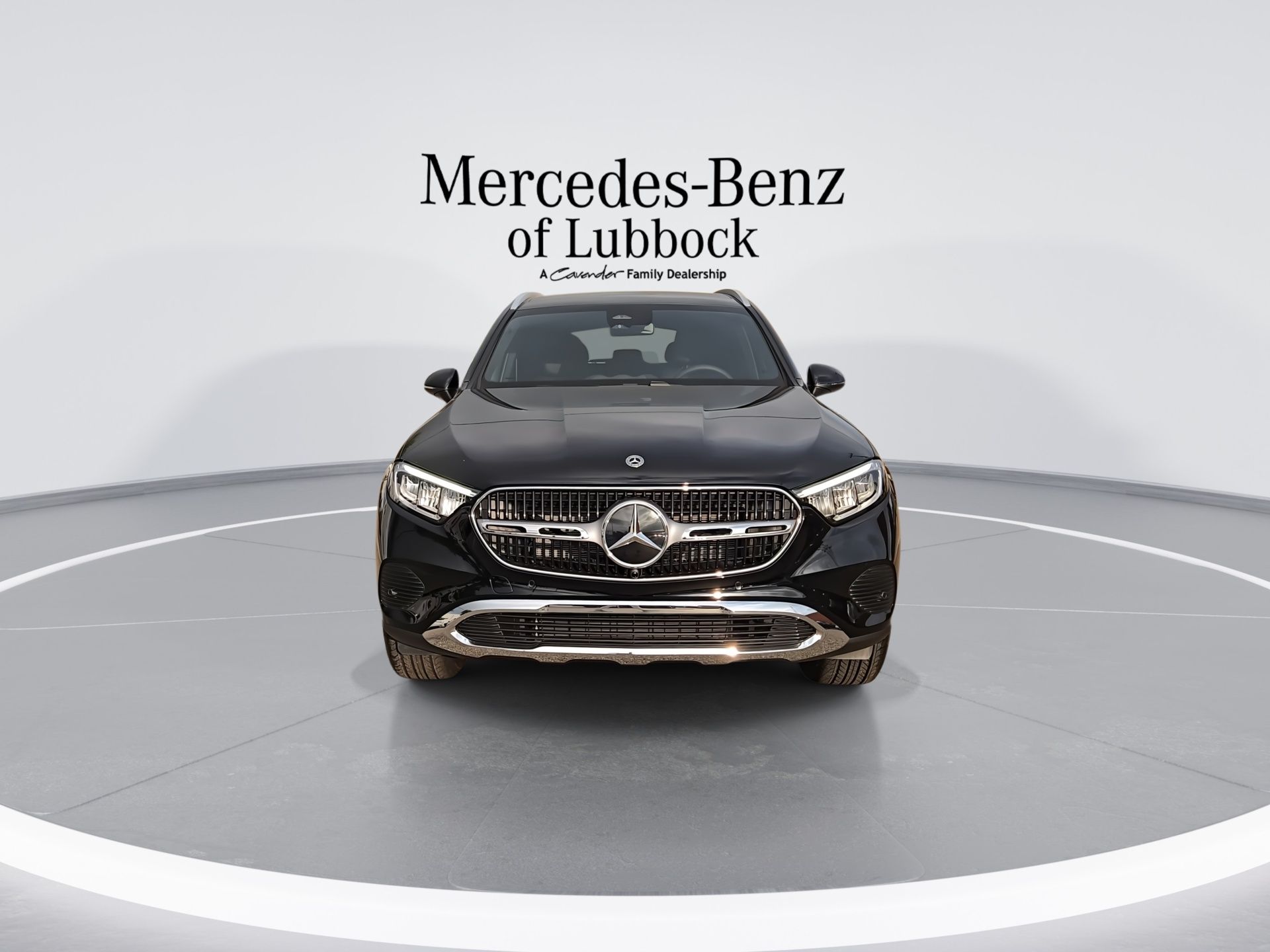 2026 Mercedes-Benz GLC 300 Image 3 of 22