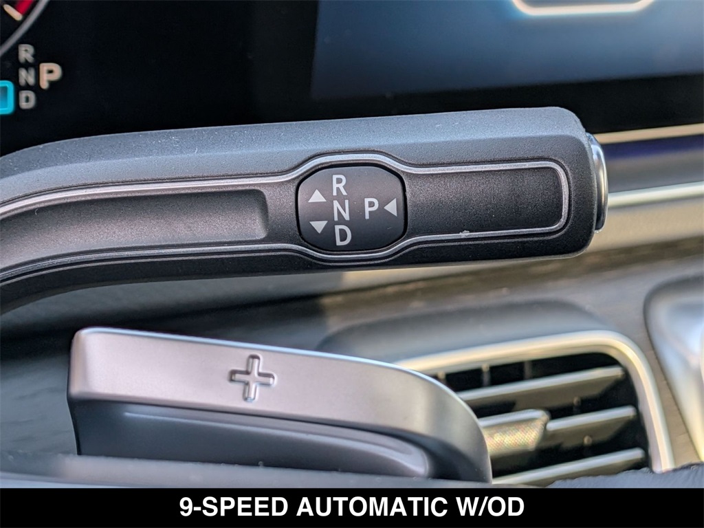 2026 Mercedes-Benz GLE 450 Image 30 of 31