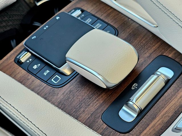 2026 Mercedes-Benz GLS 450 Image 31 of 39