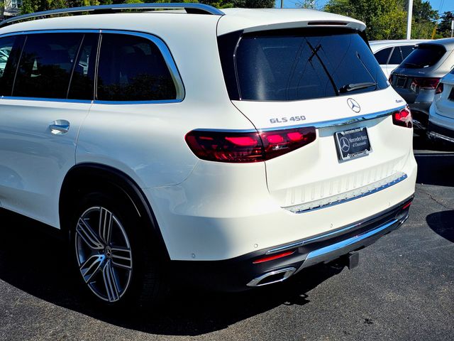 2026 Mercedes-Benz GLS 450 Image 8 of 39