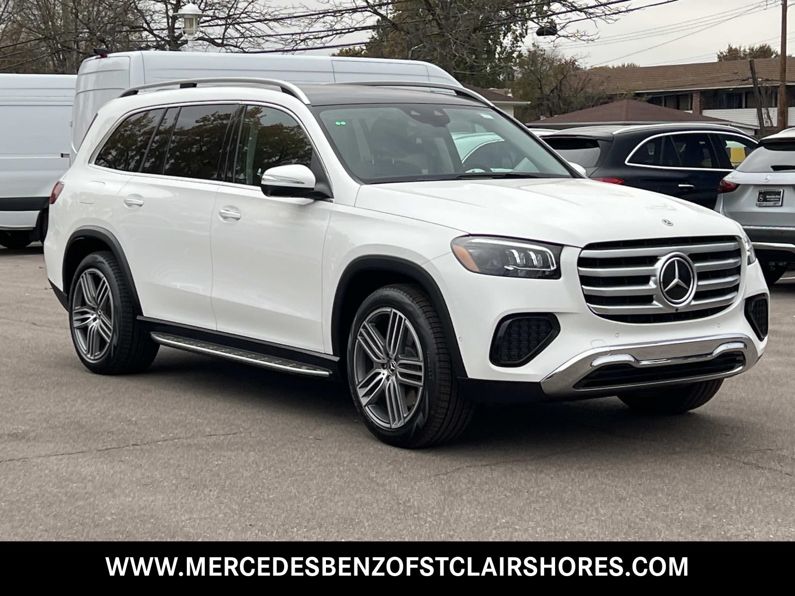 2026 Mercedes-Benz GLS 450 Image 3 of 38