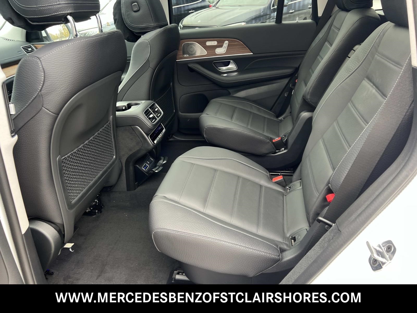 2026 Mercedes-Benz GLS 450 Image 14 of 38