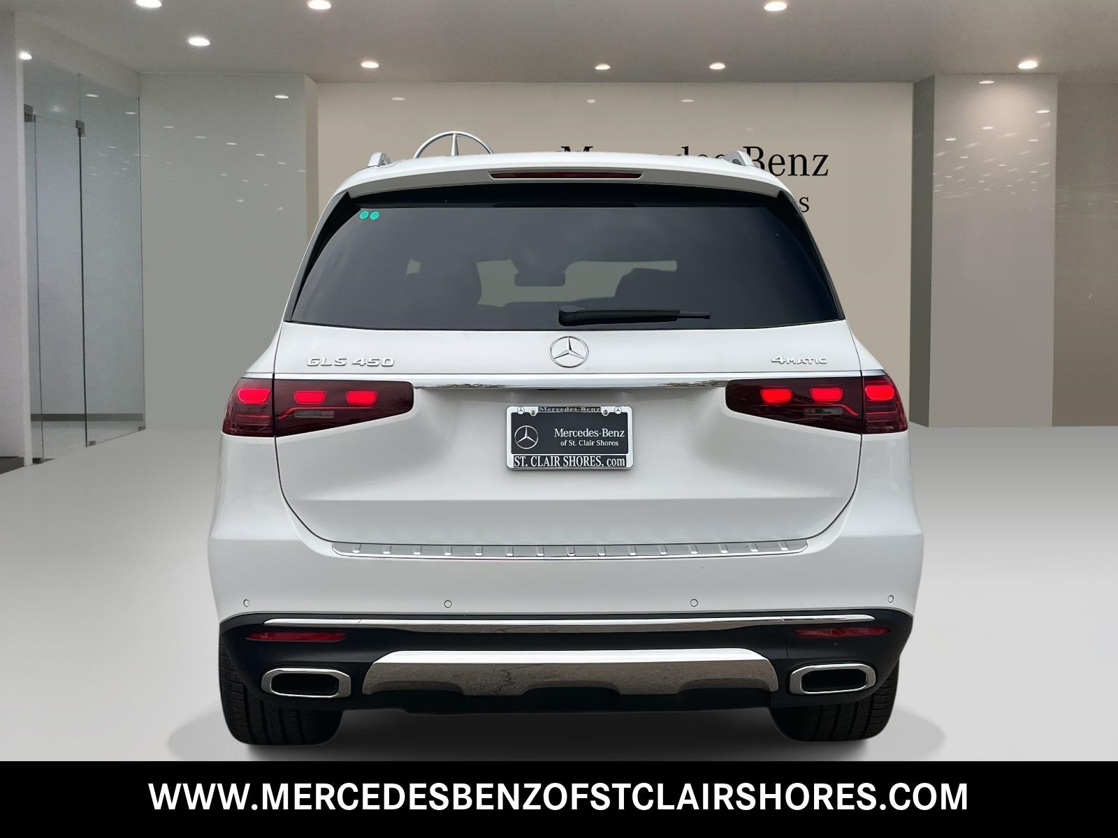 2026 Mercedes-Benz GLS 450 Image 7 of 38