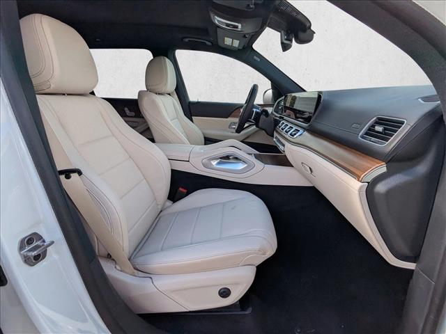 2026 Mercedes-Benz GLS 450 Image 11 of 19