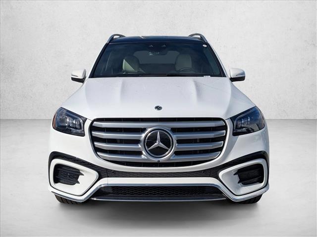 2026 Mercedes-Benz GLS 450 Image 2 of 19