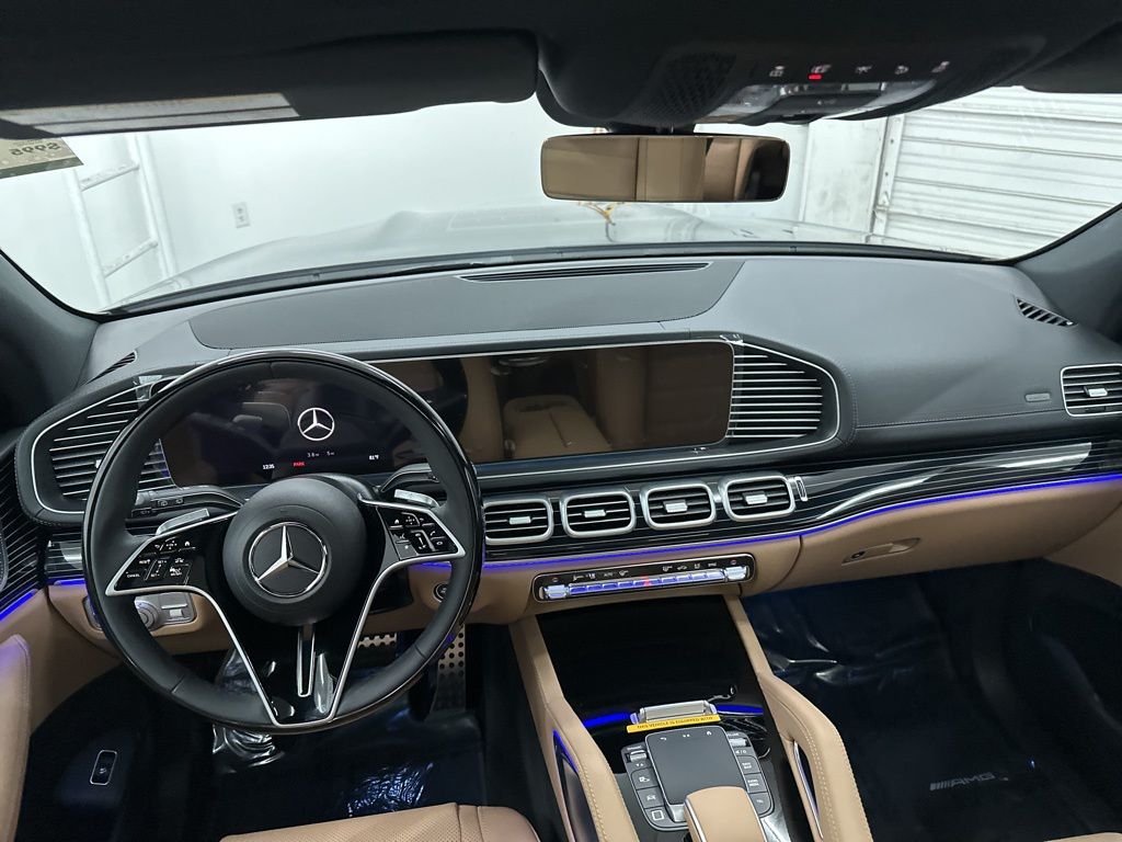 2026 Mercedes-Benz GLS 450 Image 18 of 36