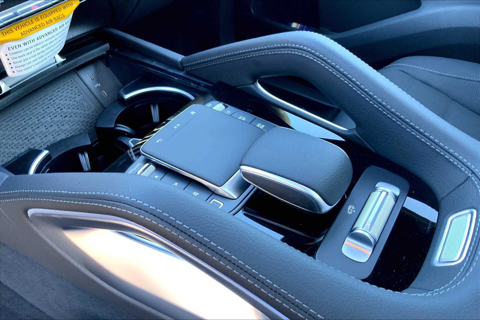 2026 Mercedes-Benz GLS 450 Image 11 of 16