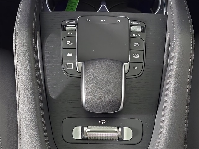 2026 Mercedes-Benz GLS 450 Image 25 of 32