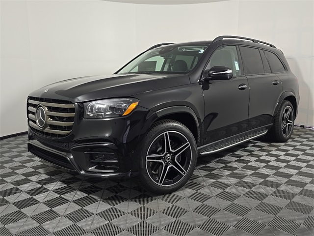 2026 Mercedes-Benz GLS 450 Image 1 of 32