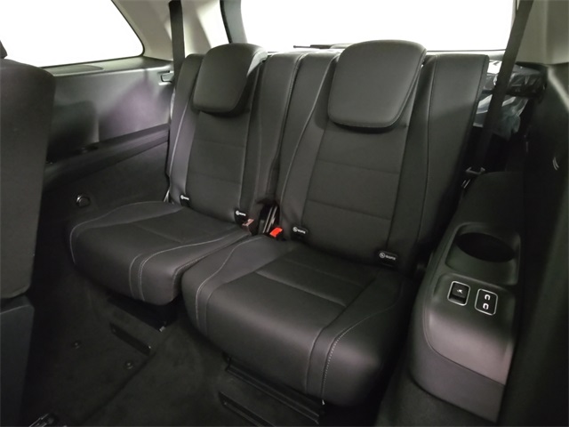 2026 Mercedes-Benz GLS 450 Image 11 of 32