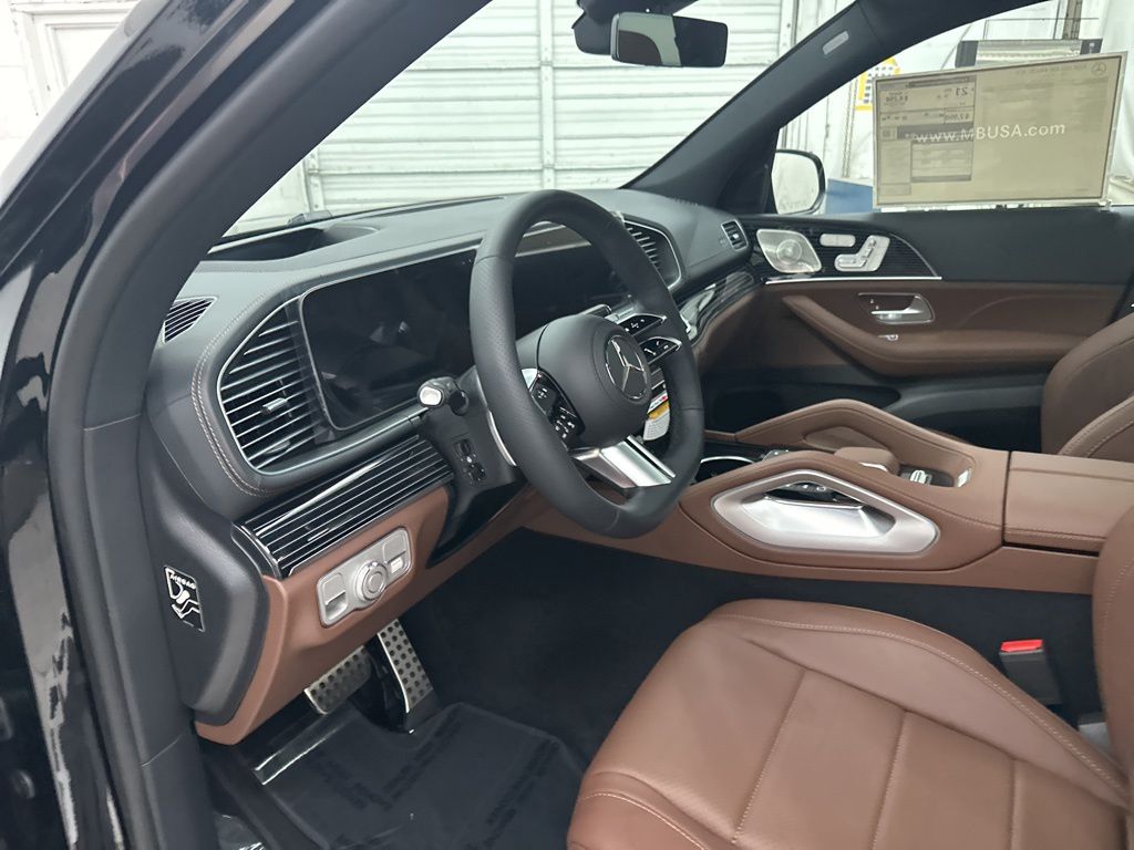 2026 Mercedes-Benz GLS 450 Image 20 of 36
