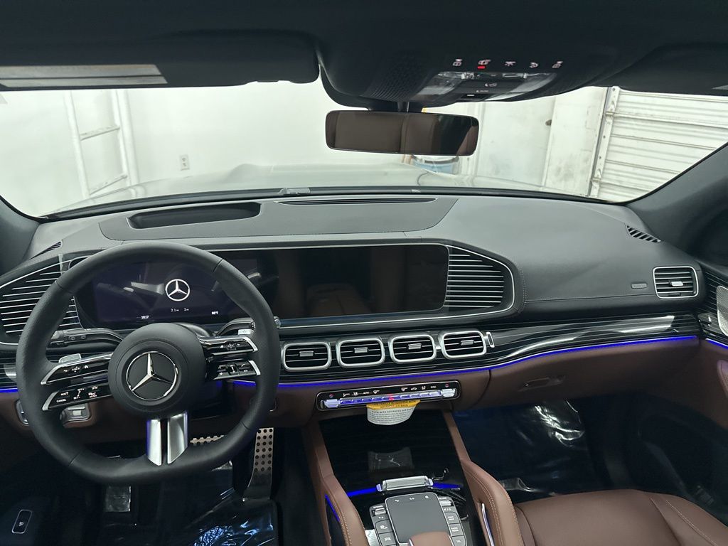 2026 Mercedes-Benz GLS 450 Image 18 of 36