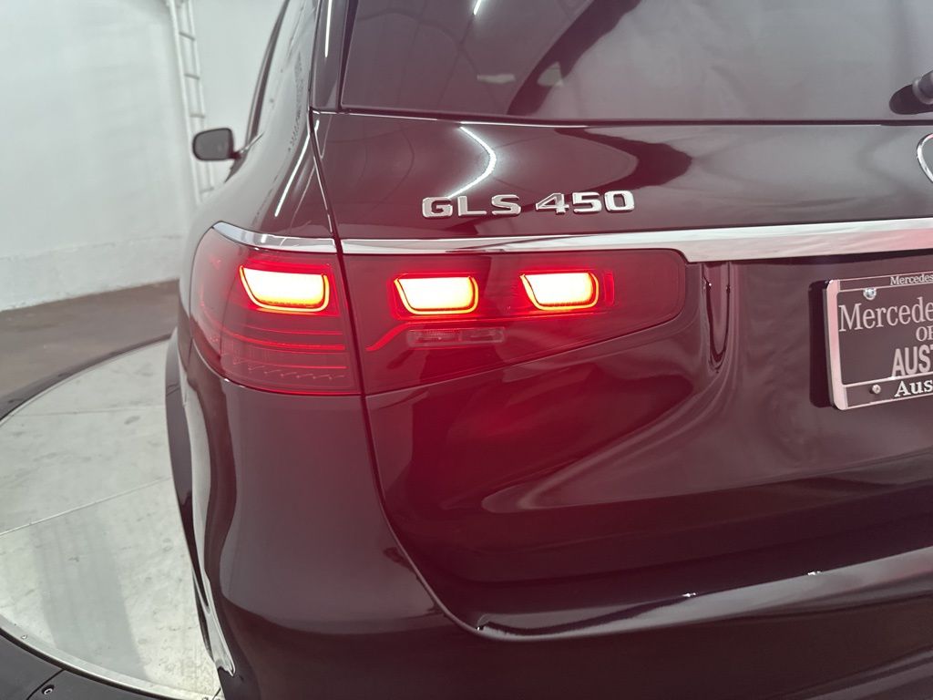 2026 Mercedes-Benz GLS 450 Image 36 of 36