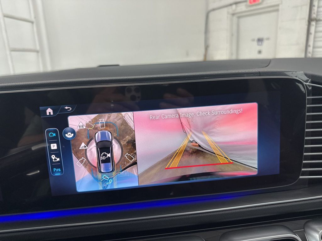 2026 Mercedes-Benz GLS 450 Image 24 of 36