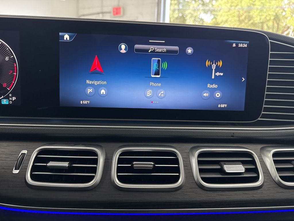 2026 Mercedes-Benz GLS 450 Image 32 of 39