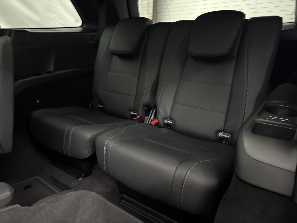 2026 Mercedes-Benz GLS 450 Image 17 of 39