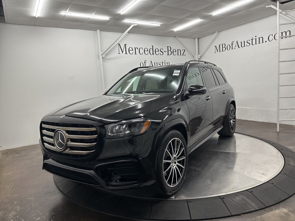2026 Mercedes-Benz GLS 450 Image 1 of 36