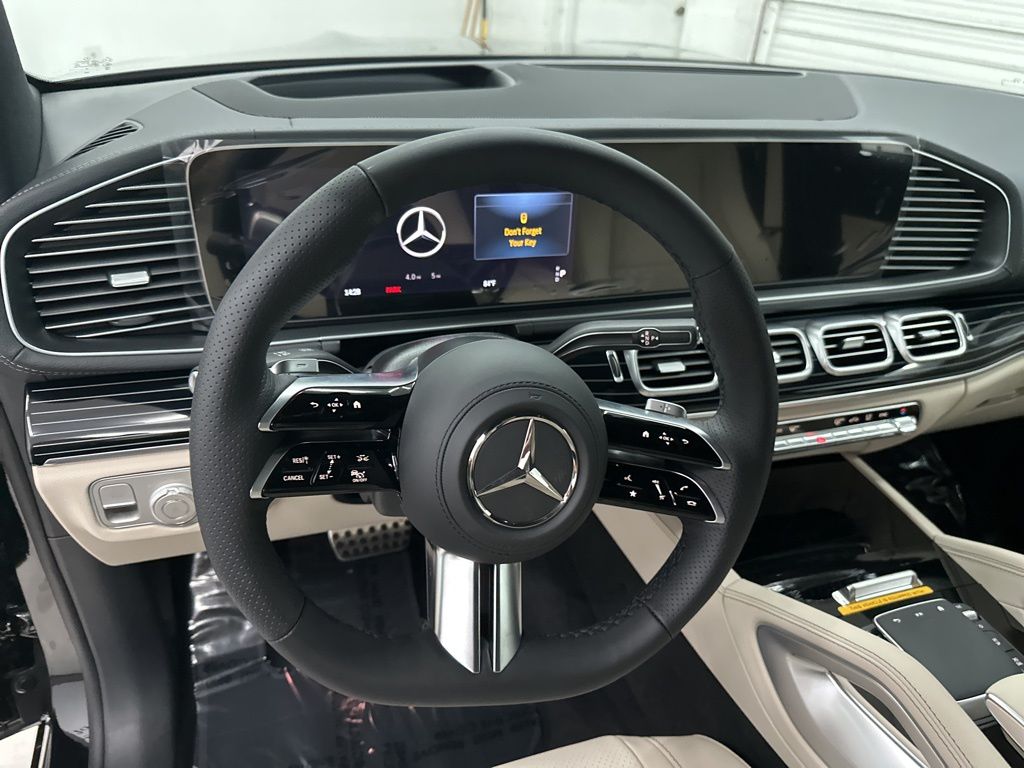 2026 Mercedes-Benz GLS 450 Image 19 of 36