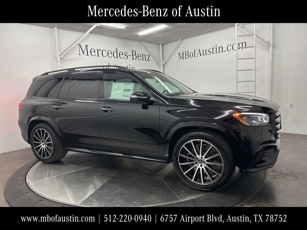 2026 Mercedes-Benz GLS 450 Image 3 of 36