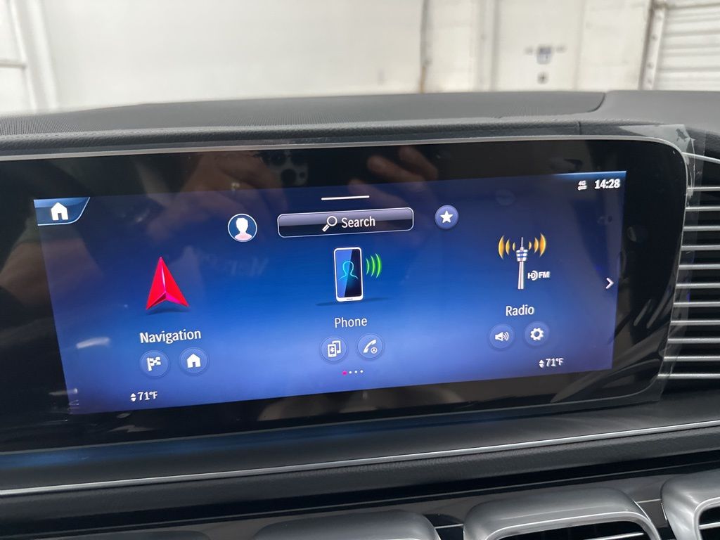 2026 Mercedes-Benz GLS 450 Image 23 of 36