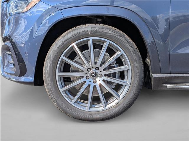 2026 Mercedes-Benz GLS 450 Image 9 of 17