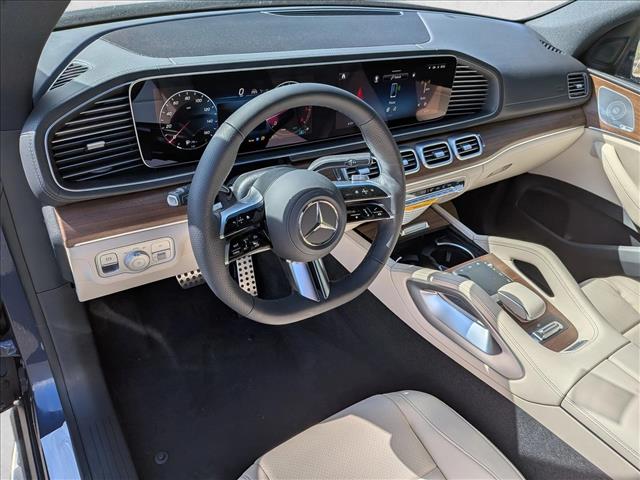 2026 Mercedes-Benz GLS 450 Image 13 of 17