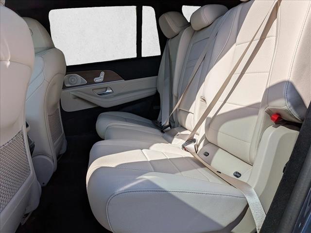 2026 Mercedes-Benz GLS 450 Image 10 of 17
