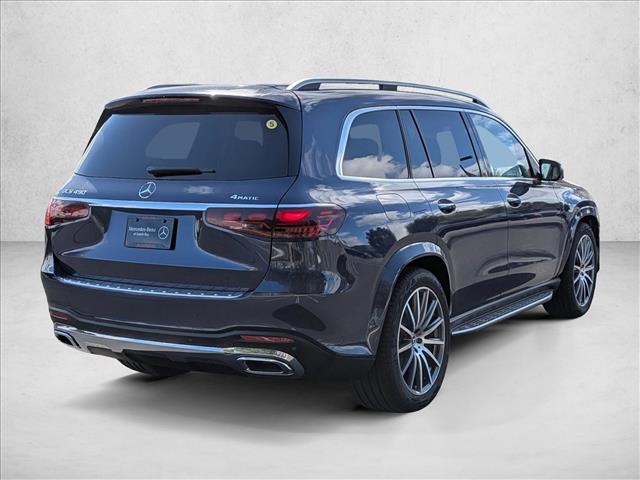 2026 Mercedes-Benz GLS 450 Image 4 of 17