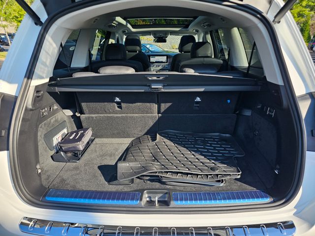 2026 Mercedes-Benz GLS 450 Image 10 of 40