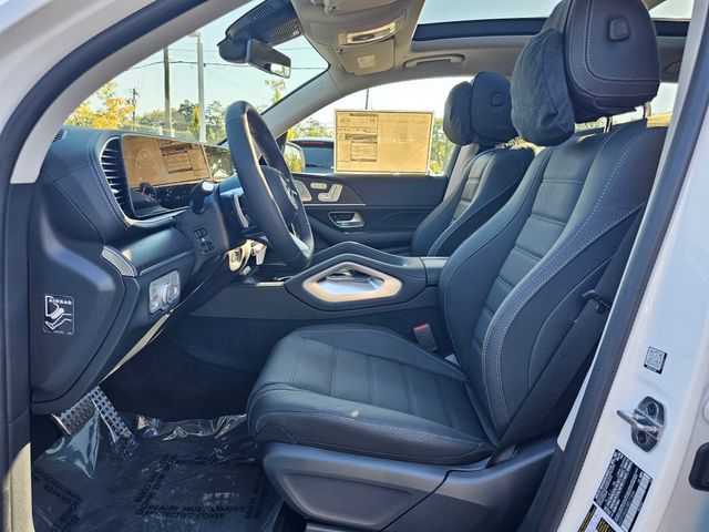 2026 Mercedes-Benz GLS 450 Image 16 of 40