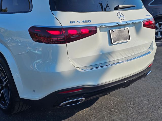 2026 Mercedes-Benz GLS 450 Image 40 of 40