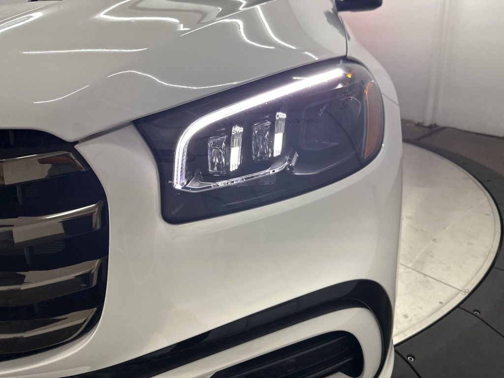 2026 Mercedes-Benz GLS 450 Image 31 of 36