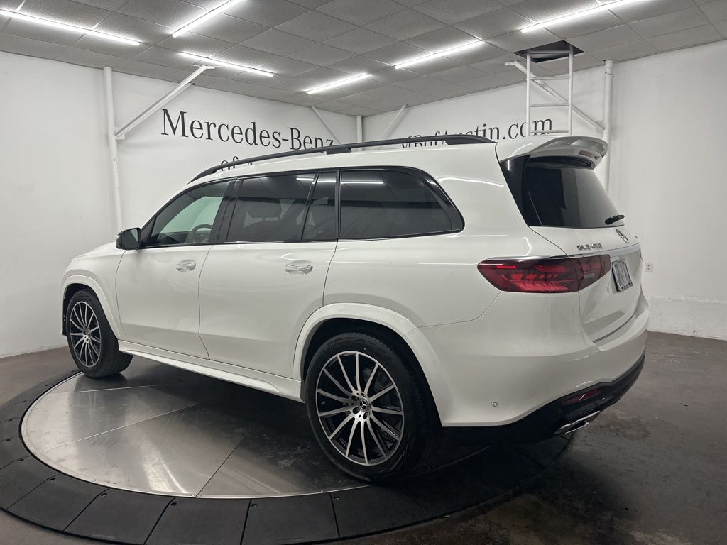 2026 Mercedes-Benz GLS 450 Image 7 of 36