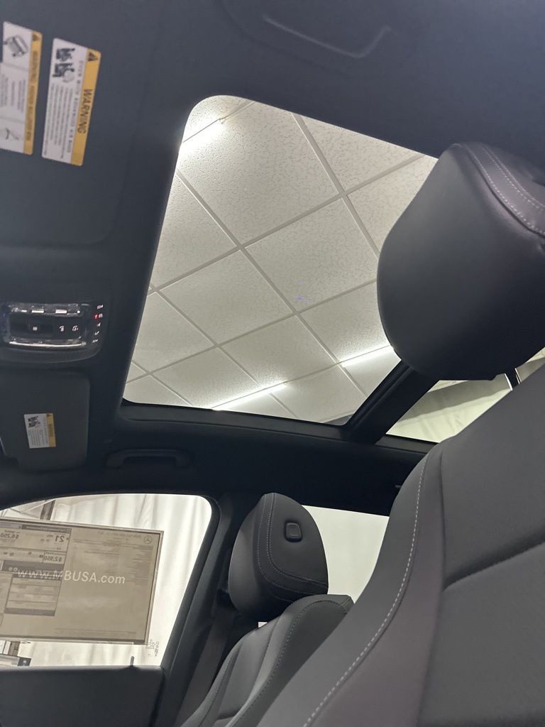 2026 Mercedes-Benz GLS 450 Image 21 of 36