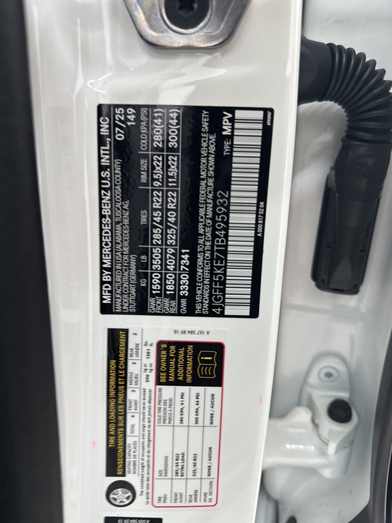 2026 Mercedes-Benz GLS 450 Image 30 of 36