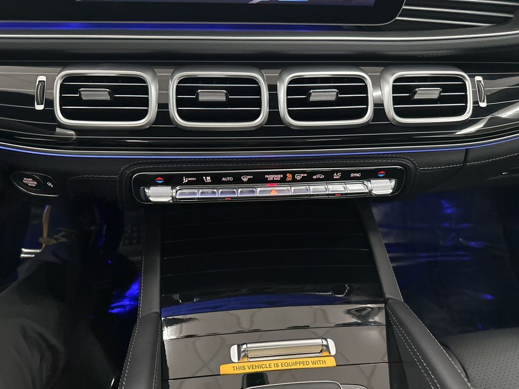 2026 Mercedes-Benz GLS 450 Image 33 of 36
