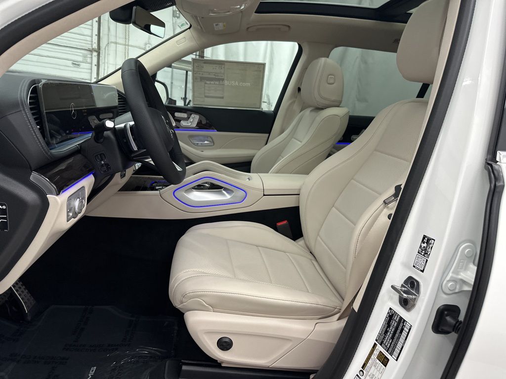 2026 Mercedes-Benz GLS 450 Image 30 of 36