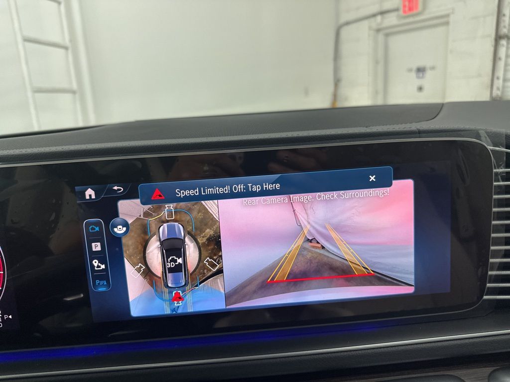 2026 Mercedes-Benz GLS 450 Image 21 of 36