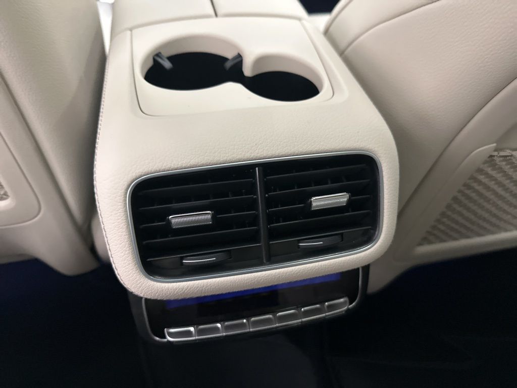 2026 Mercedes-Benz GLS 450 Image 26 of 36