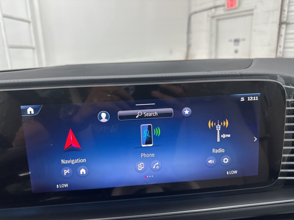 2026 Mercedes-Benz GLS 450 Image 23 of 36