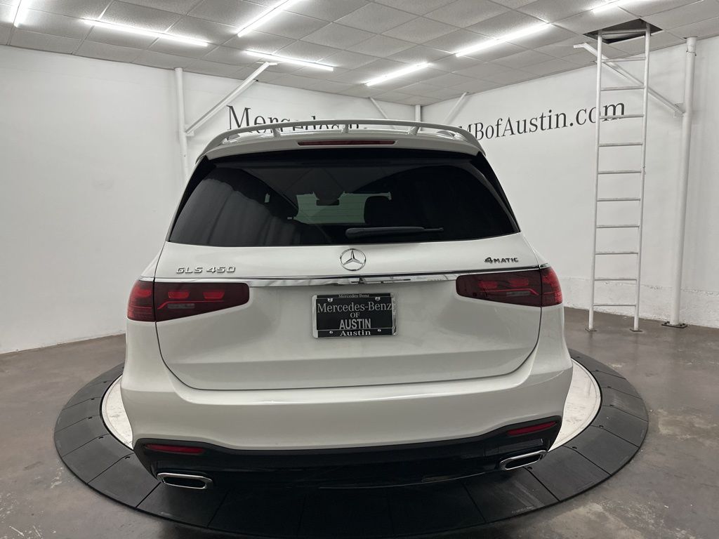 2026 Mercedes-Benz GLS 450 Image 35 of 36