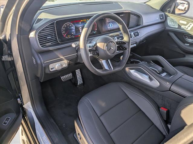 2026 Mercedes-Benz GLS 450 Image 11 of 16