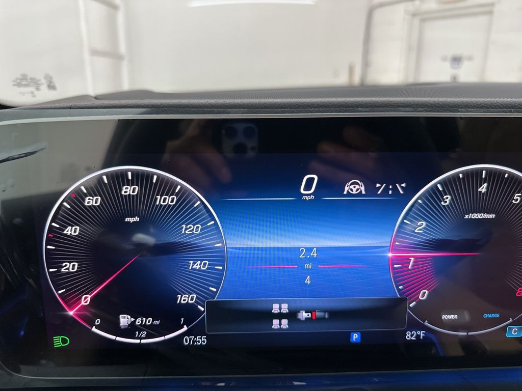 2026 Mercedes-Benz GLS 580 Image 21 of 36