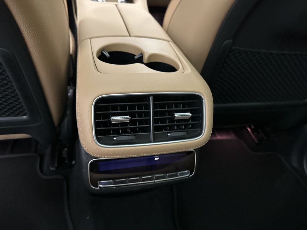 2026 Mercedes-Benz GLS 580 Image 28 of 35