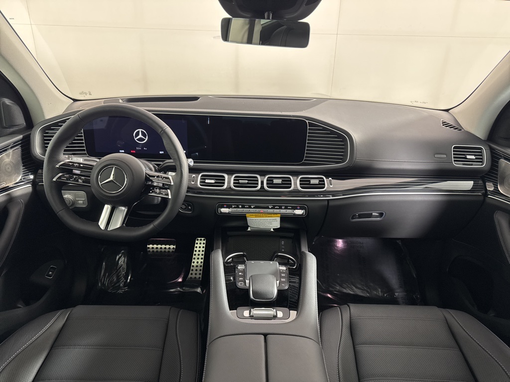 2026 Mercedes-Benz GLS 580 Image 18 of 34