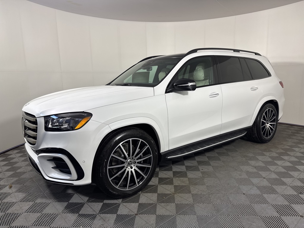 2026 Mercedes-Benz GLS 580 Image 1 of 34