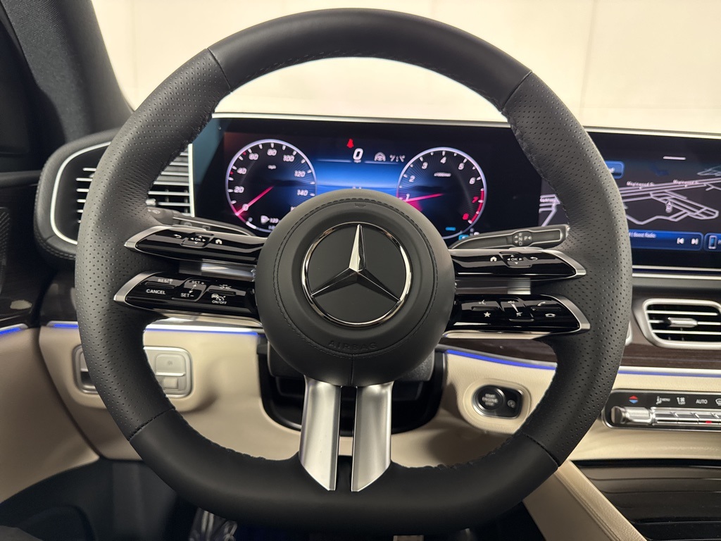 2026 Mercedes-Benz GLS 580 Image 29 of 34