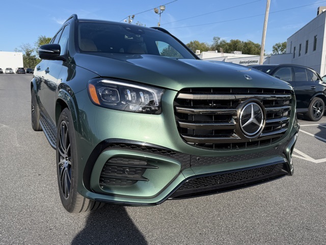 2026 Mercedes-Benz GLS 580 Image 1 of 9
